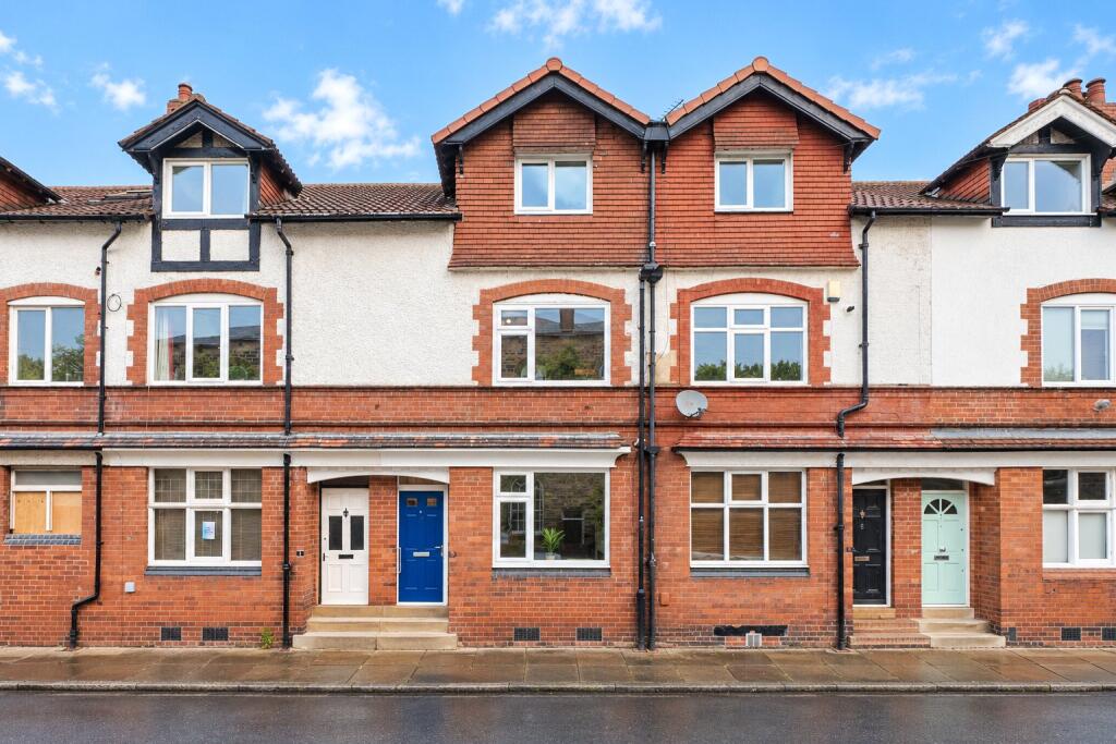 Main image of property: Hawthorn Vale, Chapel Allerton, Leeds