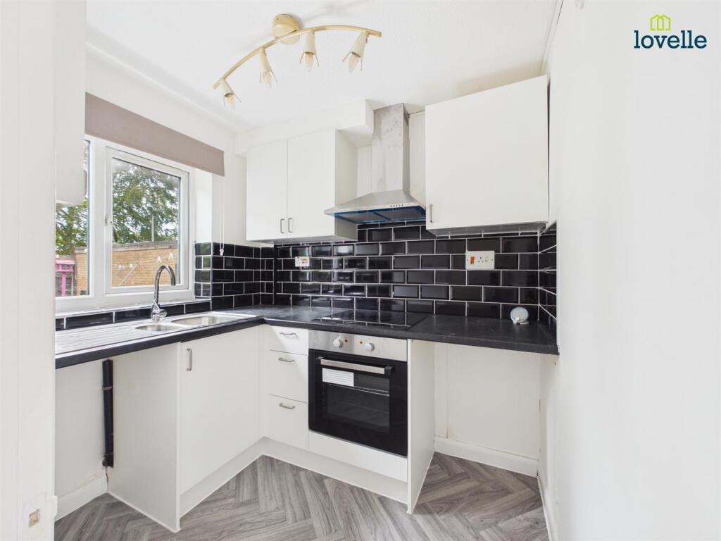 House in North Kesteven, Bracebridge Heath - View 2