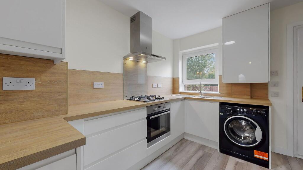 House in Lanark, Lesmahagow - More
