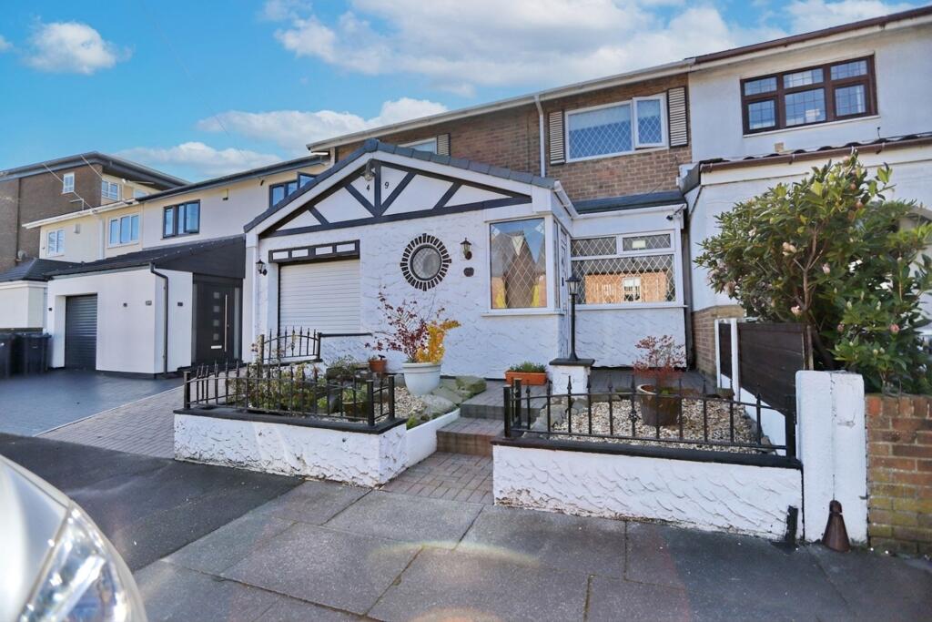 Main image of property: Derwent Avenue, Whitefield, M45