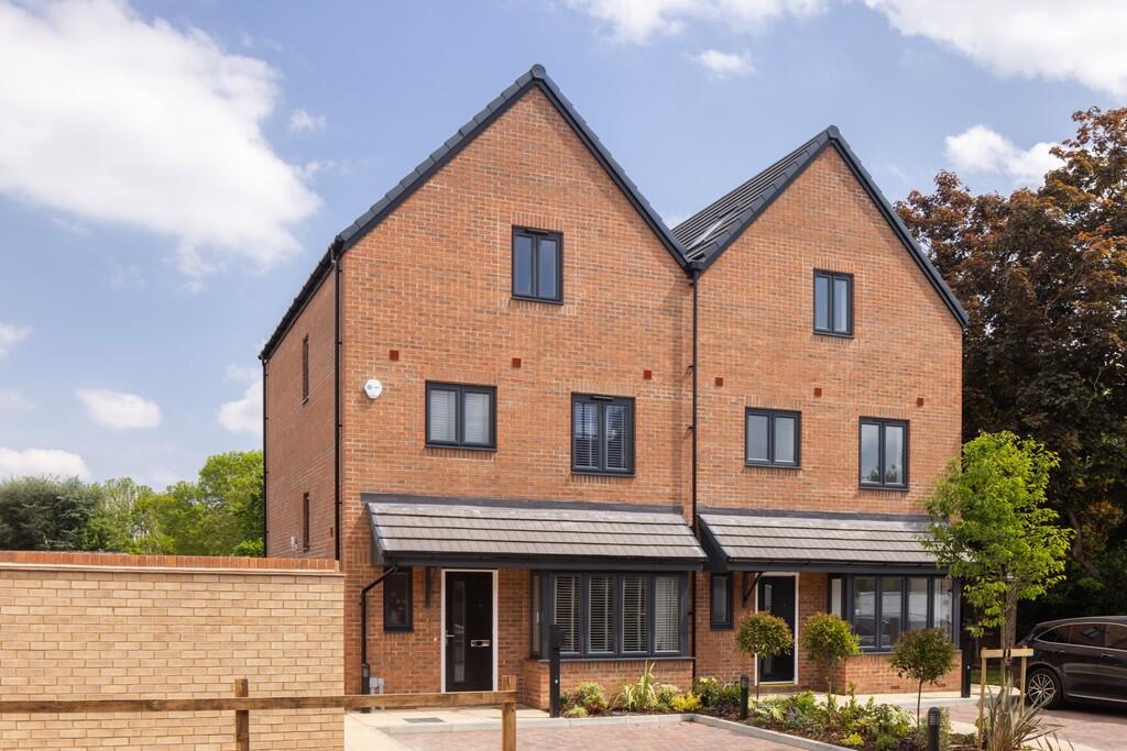 Main image of property: Thorpe Lea Road,
Egham,
TW208HY