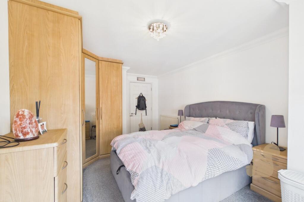 Apartment in Colchester, Essex - View 4