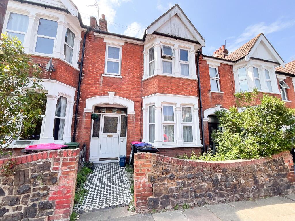 Main image of property: Glenwood Avenue, Westcliff-on-Sea
