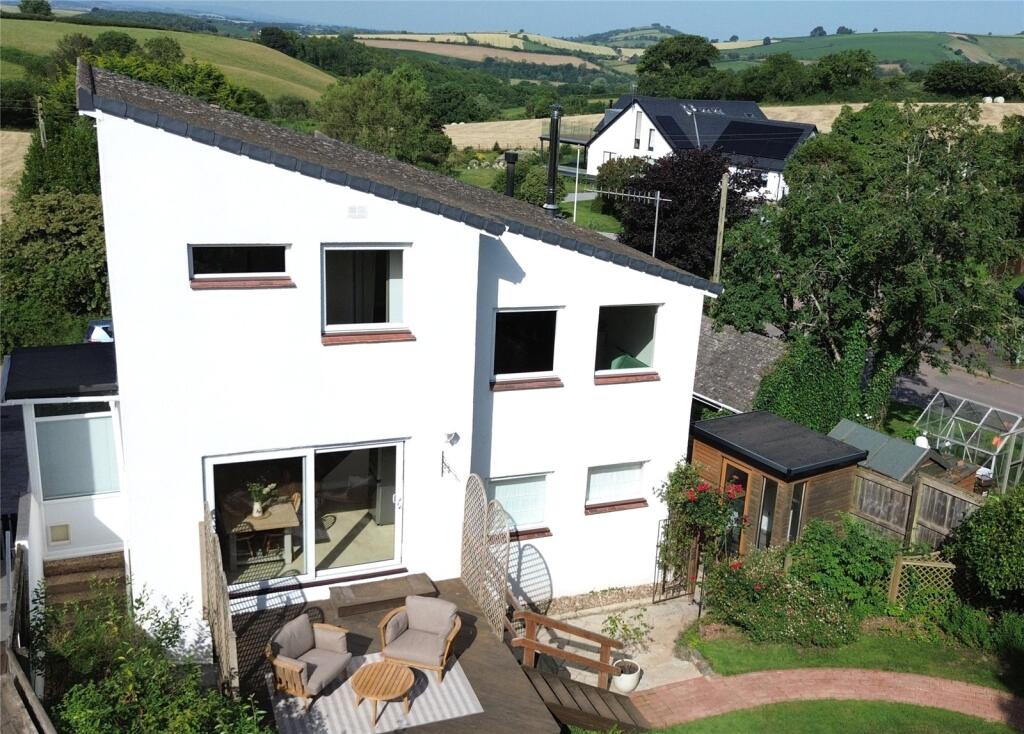 Main image of property: Tiverton Road, Silverton, Exeter, Devon, EX5