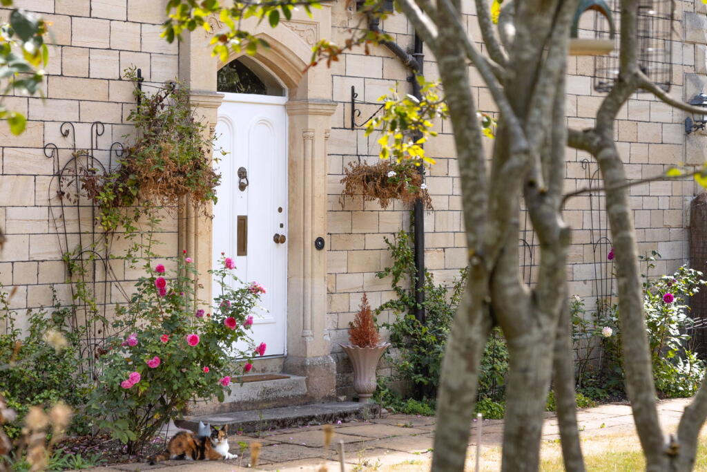 House in Swindon - View 2