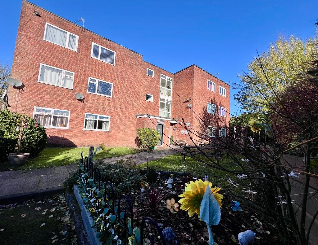 Main image of property: Kingsmead Mews, Manchester, Greater Manchester, M9 0RT