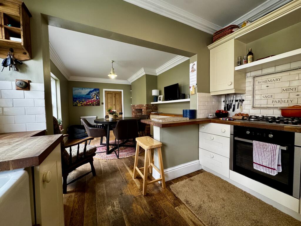 House in Lincoln - View 4