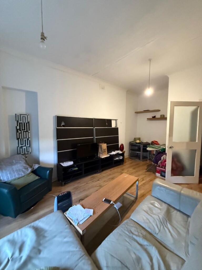 Apartment in Lanarkshire, Glasgow City - View 5