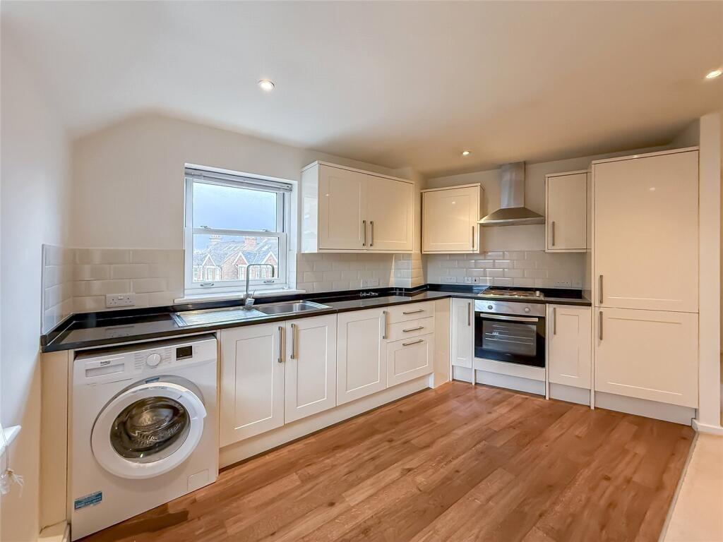 Additional image 3 of Approach Road, St. Albans, Hertfordshire, AL1 1SP