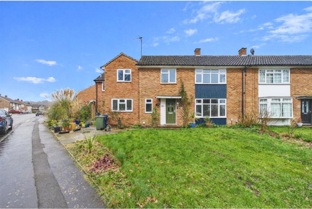 Main image of property: Bullbrook Drive, Bracknell, Berkshire, RG12