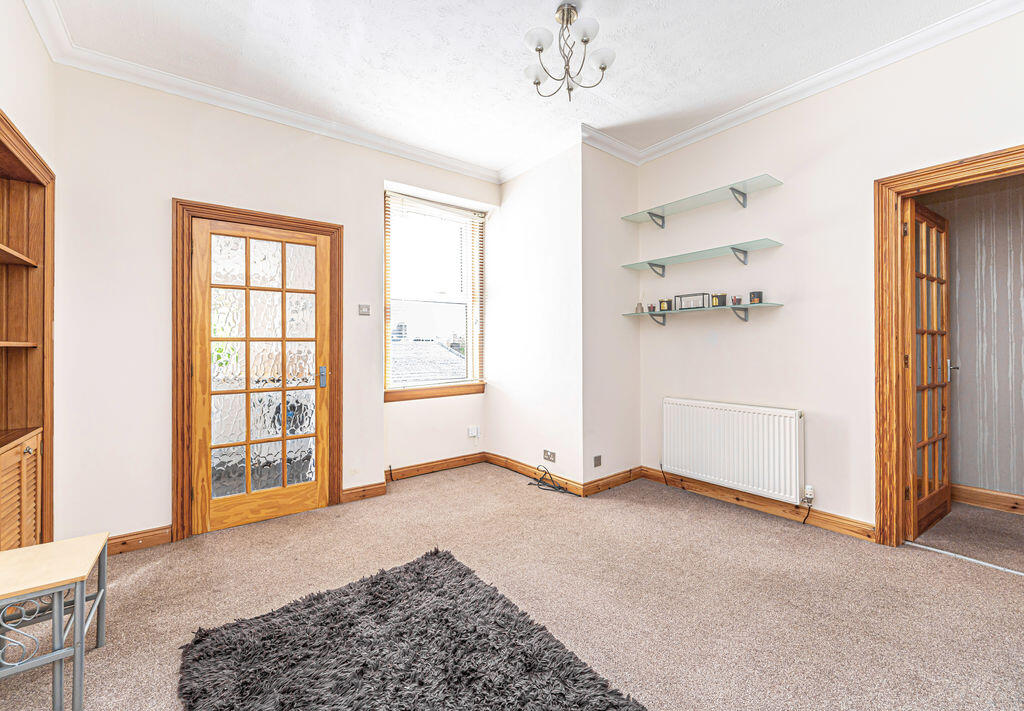 Apartment in Kirkcaldy, Fife - View 3