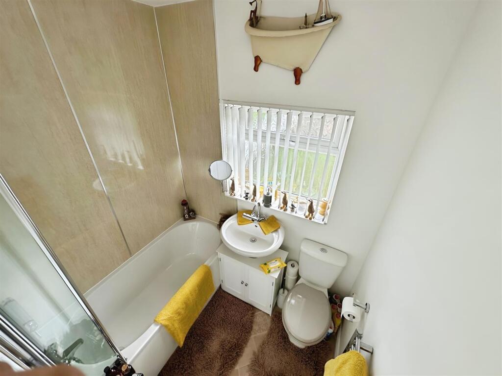 Additional image 16 of Mount Grove, Bradford, BD2 2JL