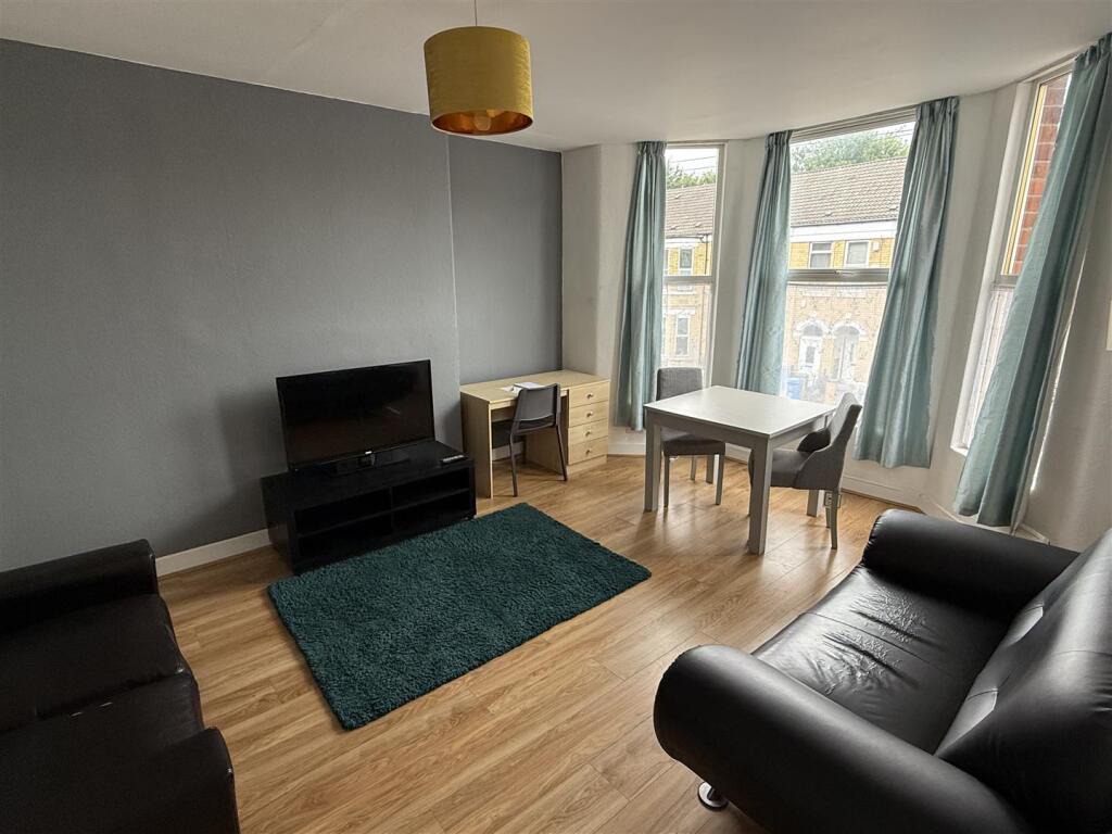 Main image of property: Ash Grove, Hull