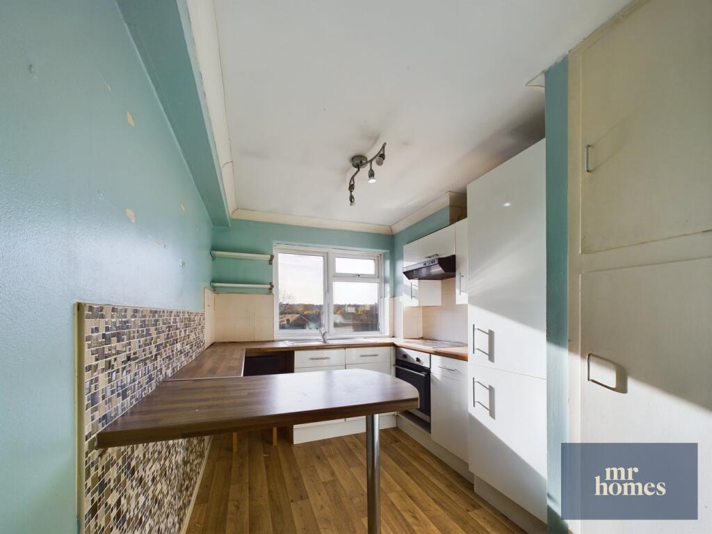 Pyle Road, Caerau, Cardiff, CF5 photo 2