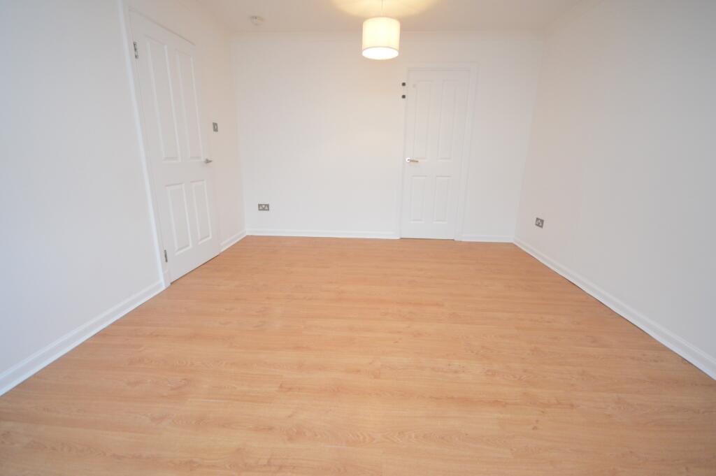 Apartment in Glasgow - View 4