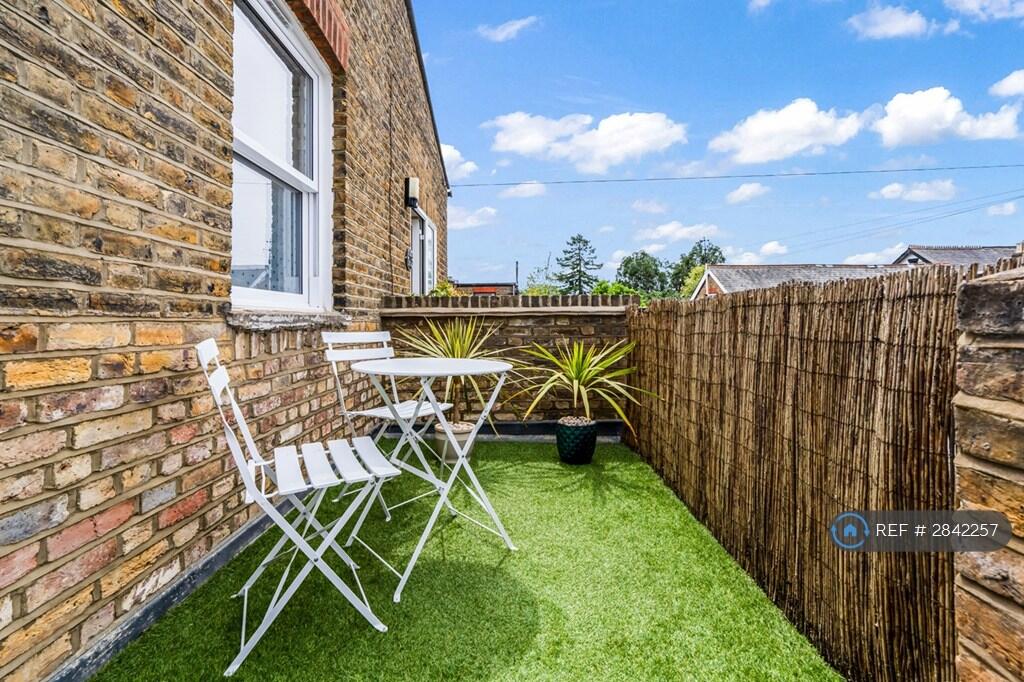Main image of property: Windlesham Mews, Hampton Hill, TW12