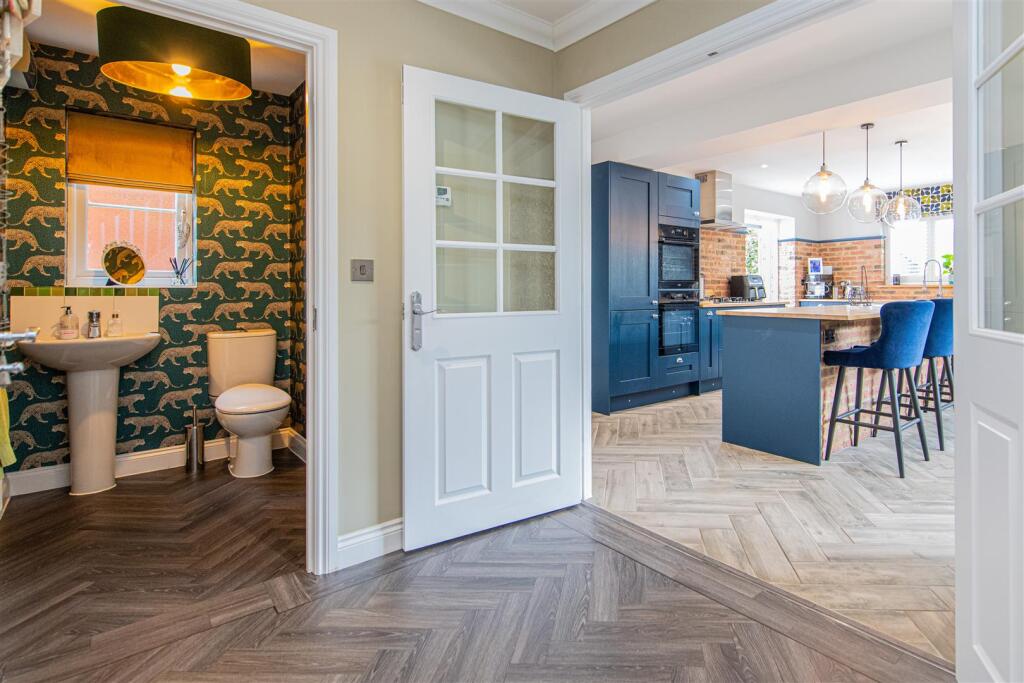 House in Northampton - View 5