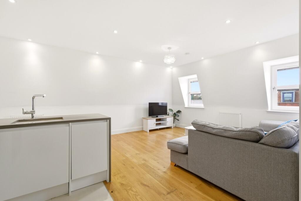 Thompsons Close, Harpenden, Hertfordshire, AL5 - View 4