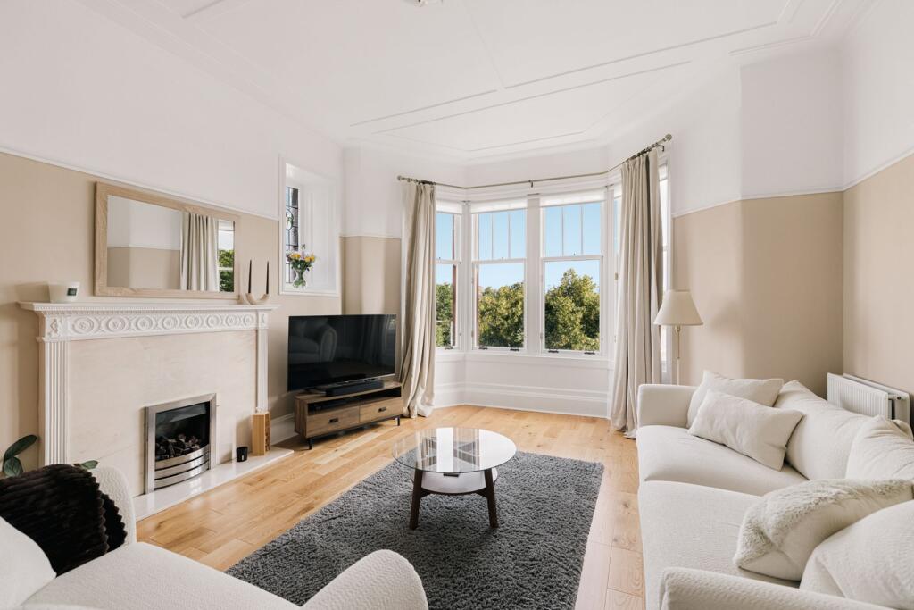 53 Beechwood Drive, Broomhill, G11 photo 2