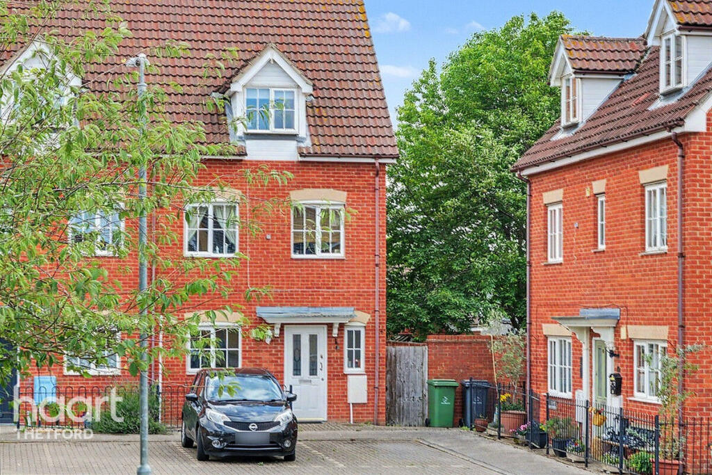 4-bed house on Richard Easten Road, Thetford, £265,000