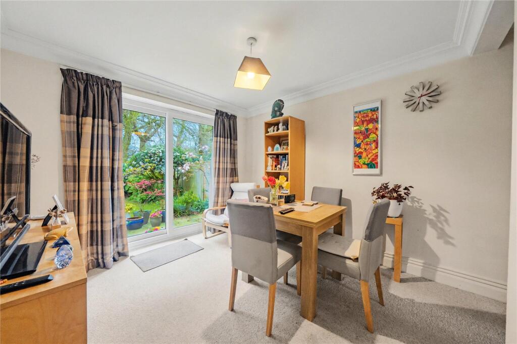 House in Leeds, Farnley - View 4