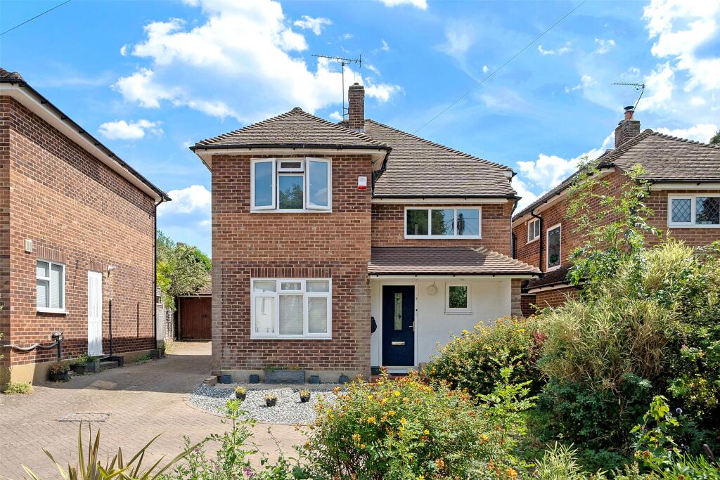 Main image of property: Swanns Meadow, Great Bookham, Leatherhead, Surrey, KT23