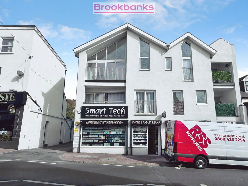Apartment in Swanley, High Firs - View 2