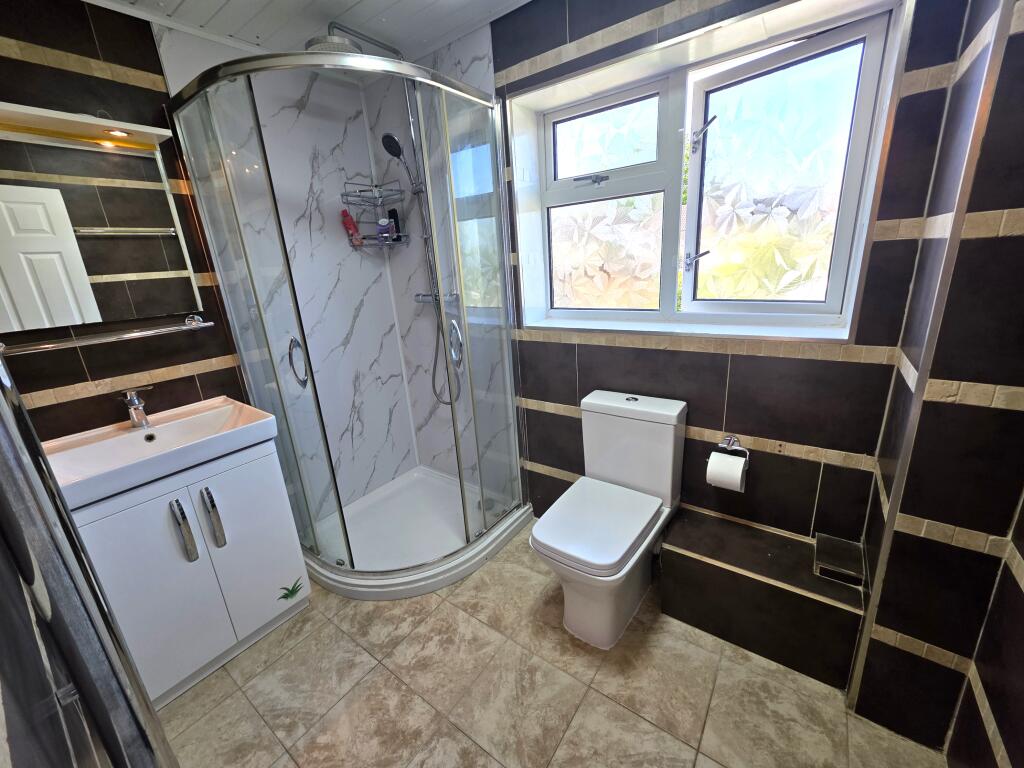 Additional image 10 of Byfield, Welwyn Garden City
