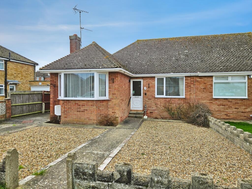 Main image of property: Quendon Way, Frinton-on-Sea, Essex