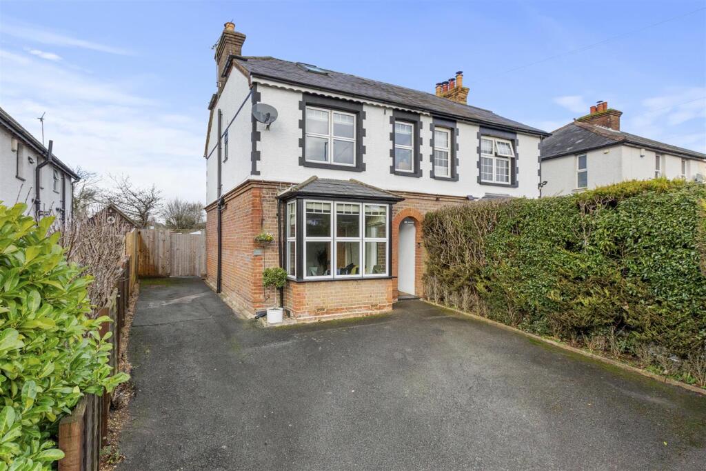 Main image of property: AMERSHAM ROAD, HAZLEMERE