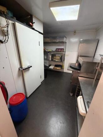 Refrigerator Room