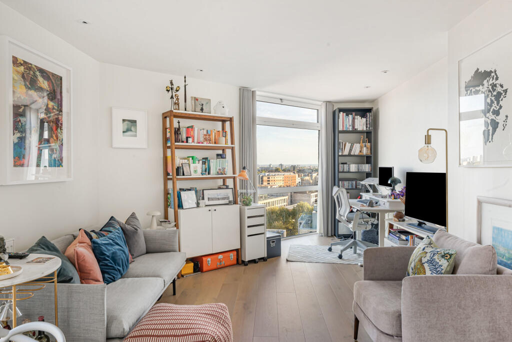 Apartment in London - More