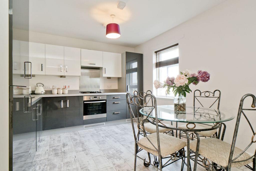 12/2 West Pilton Road, Pilton, Edinburgh, EH4 4GX photo 4