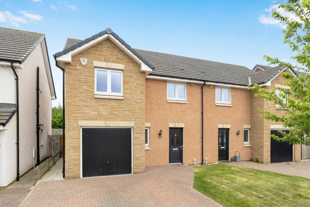 Main image of property: 9 Mayflower Gardens, Loanhead, EH20 9BF