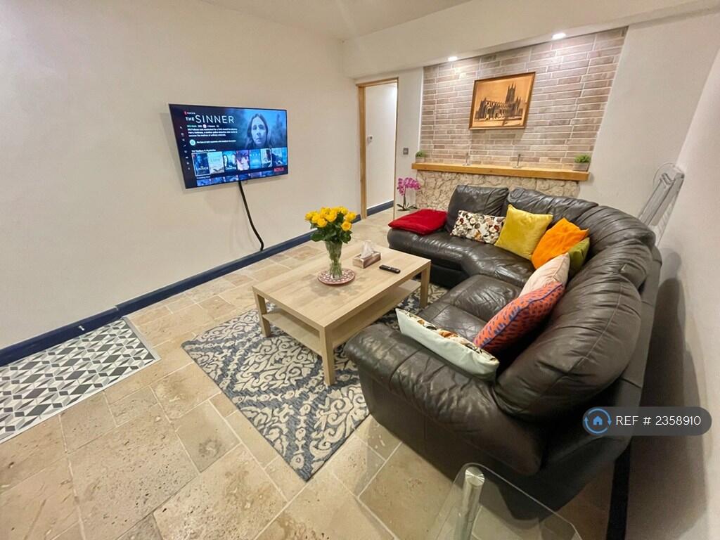 Main image of property: Hare Lane, Gloucester, GL1