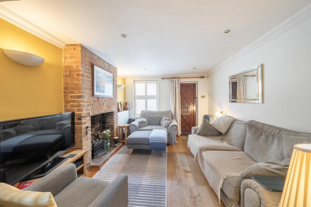 Blacksmiths Lane, St. Albans photo 3