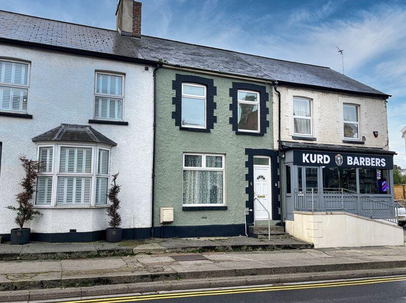 Main image of property: 32 Eastgate, Cowbridge, The Vale of Glamorgan, CF71 7DG