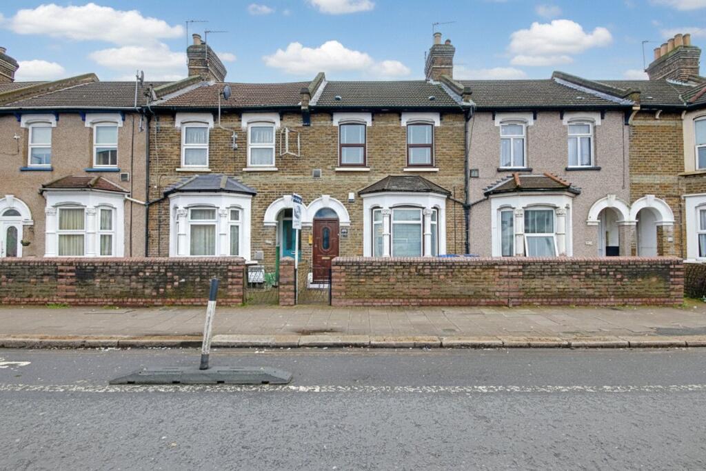 Main image of property: High Street, Enfield, EN3