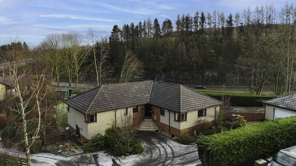 Main image of property: Clerwood,Rhynd Lane, Perth