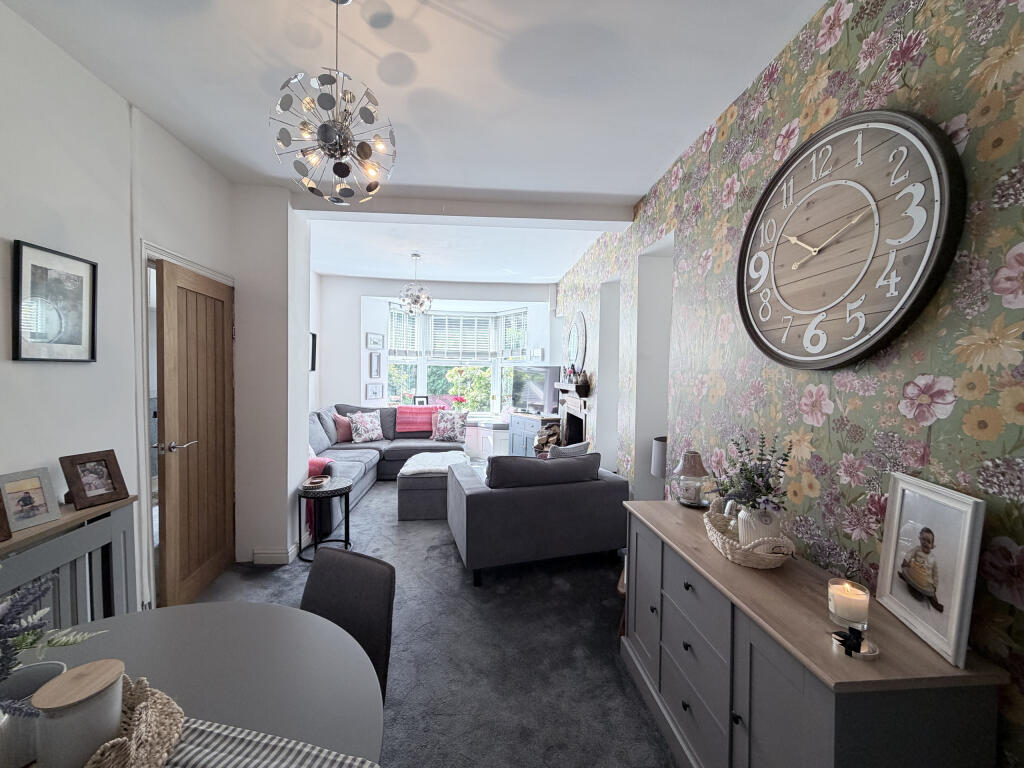 House in Rhondda Cynon Taf, Cymmer - More