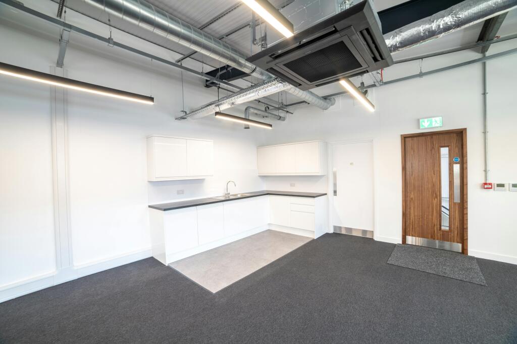 Units 2 and 3 Oxgate Centre4.jpg