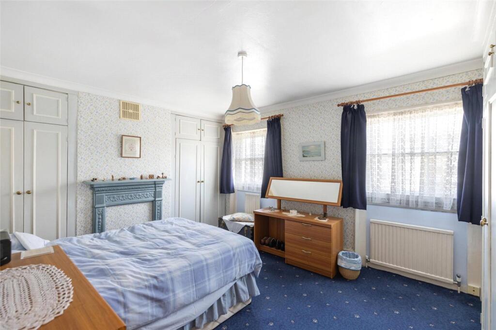 House in London - View 3