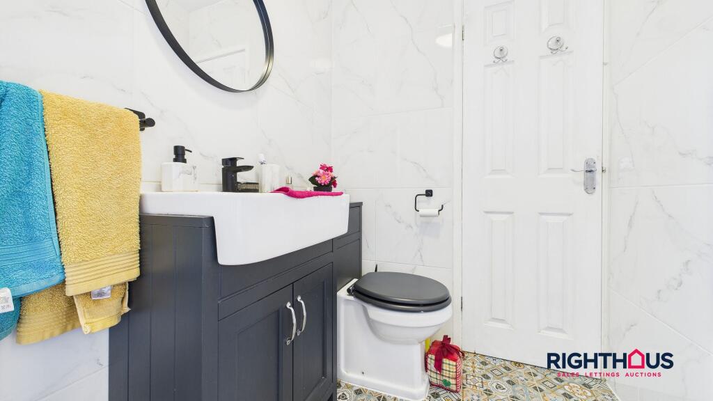 Additional image 11 of Mostyn Grove, Bradford, BD6