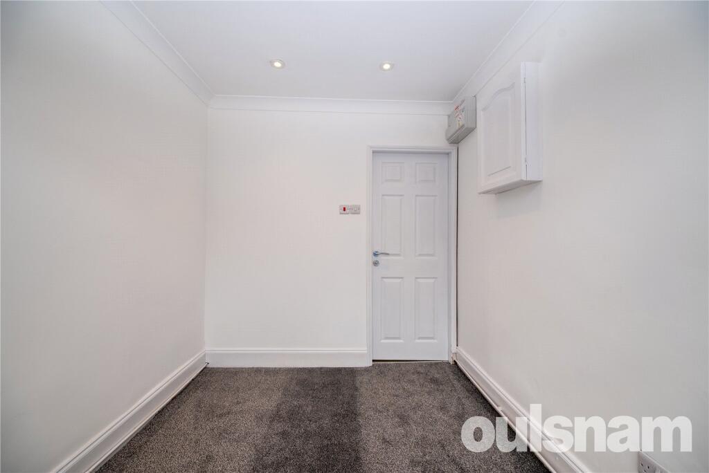 House in Birmingham, West Midlands - More