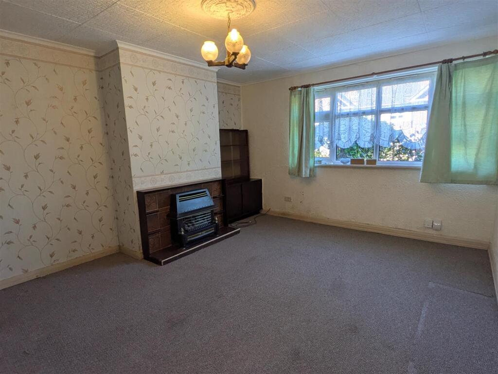 Alveston Grove, Birmingham photo 2
