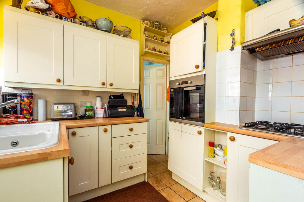 House in Rushden, North Northamptonshire - View 5