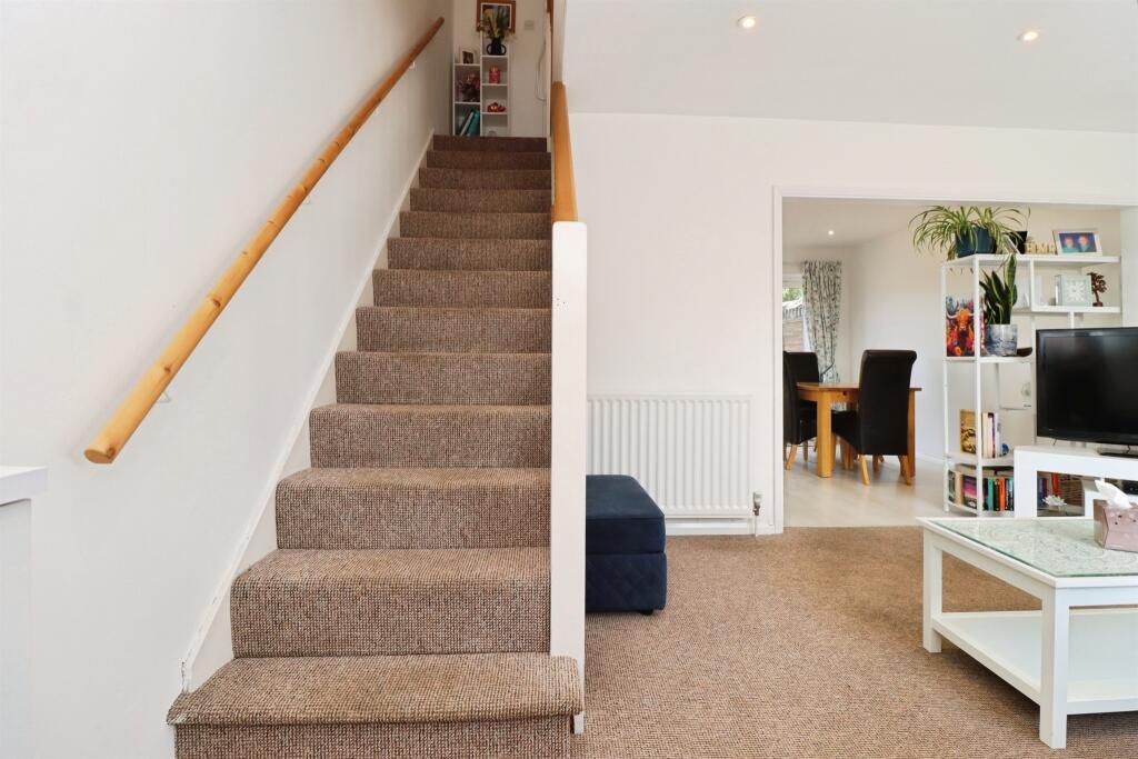 House in Rothwell, North Northamptonshire - View 5