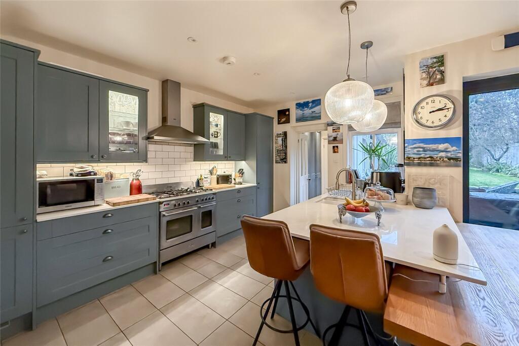 Additional image 3 of Cravells Road, Harpenden, Hertfordshire, AL5