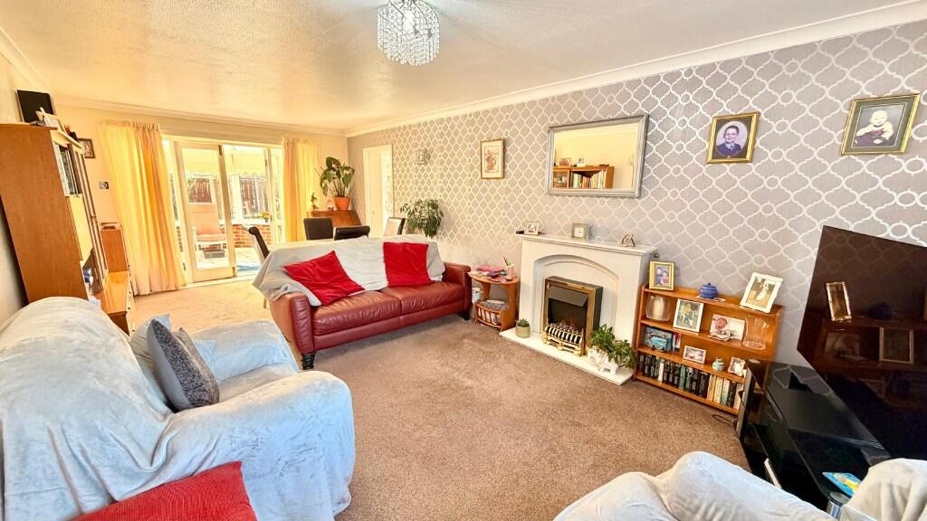 Hawthorn Drive, Guisborough, North Yorkshire, TS14 photo 2