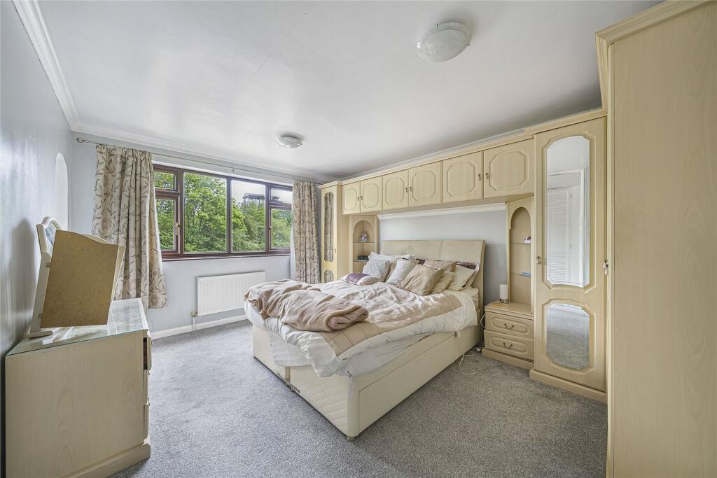 House in Dartford, Stone - View 3